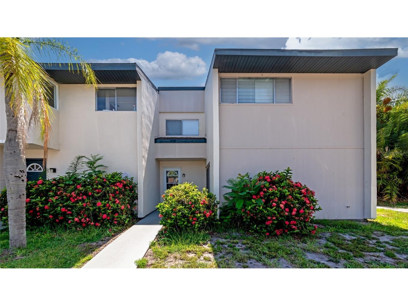 6859 Whitman Court #6859 Sarasota FL 34243 A4577029 image1
