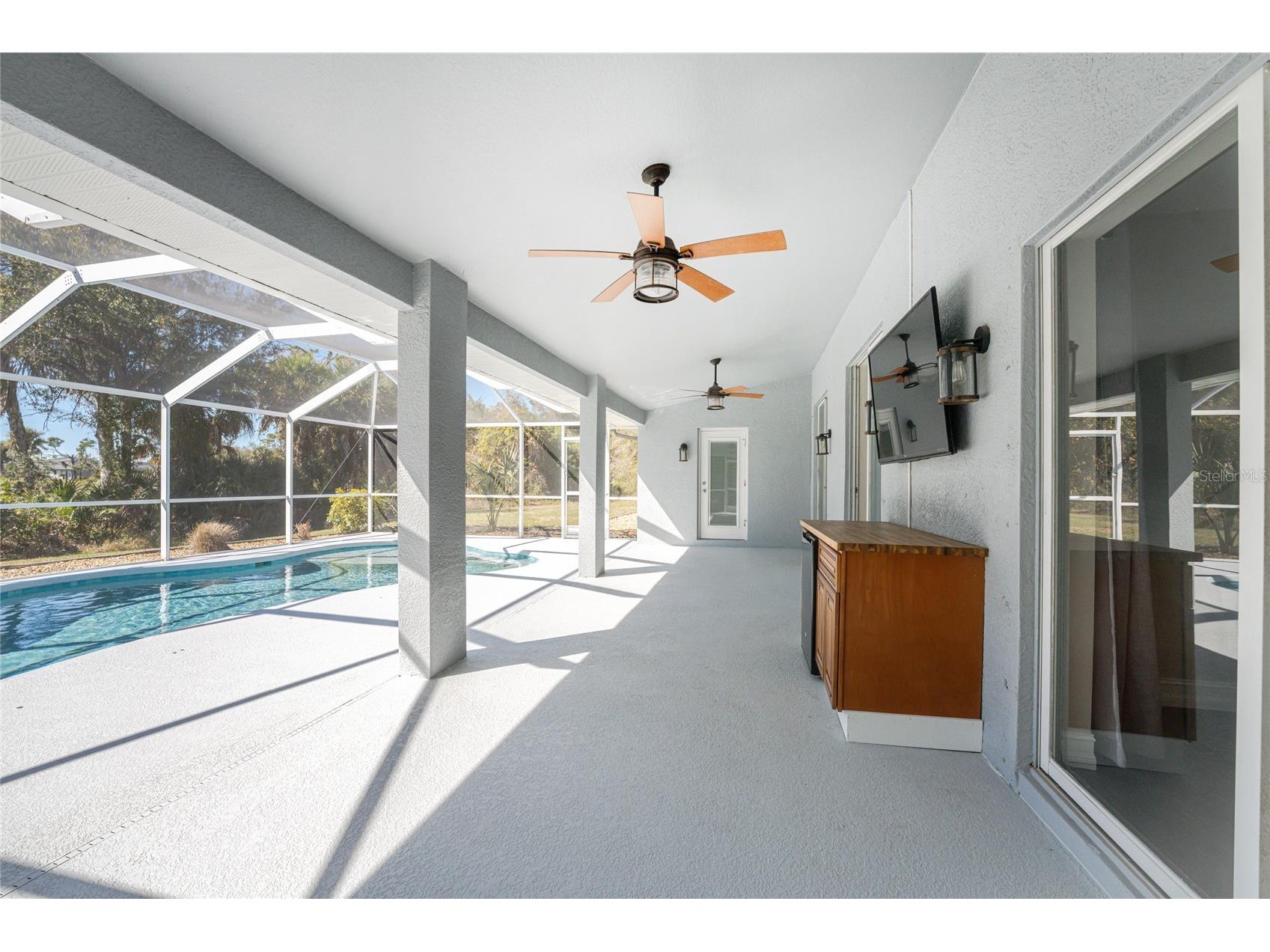 686 Rotonda Circle Rotonda West FL 33947 D6145903 image45