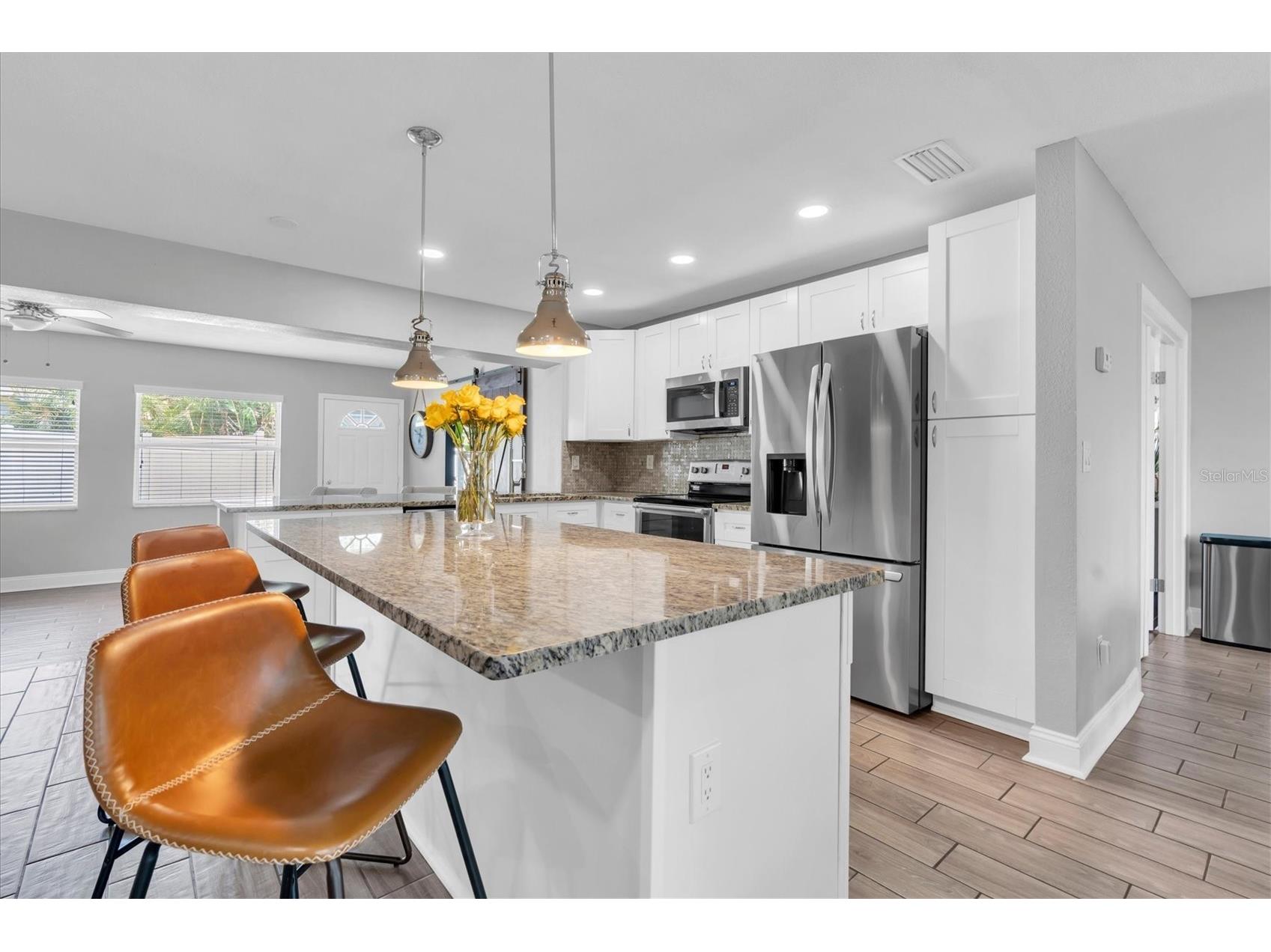 6860 14th Way S Saint Petersburg FL 33705 W7885393 image11