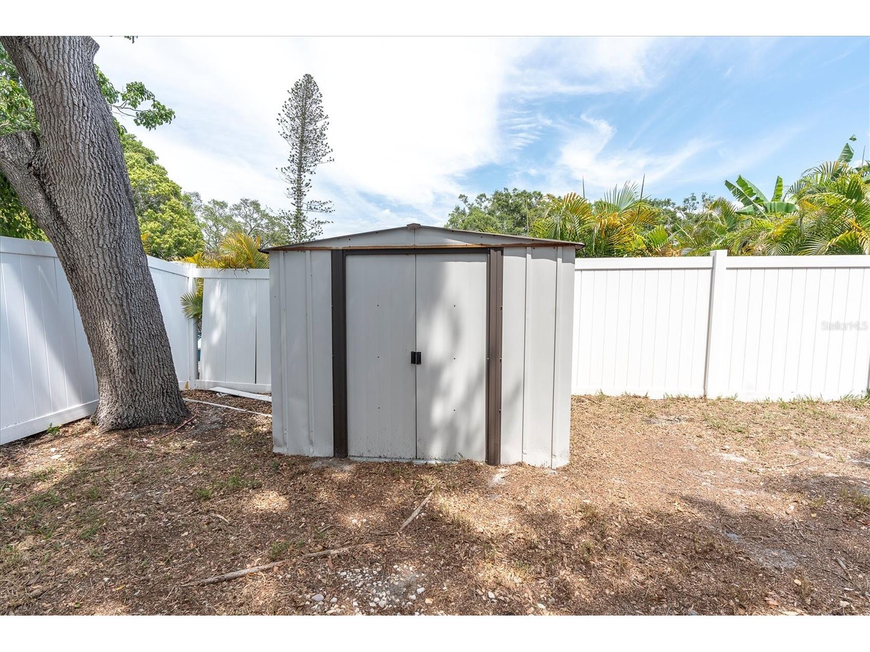 6860 14th Way S Saint Petersburg FL 33705 W7885393 image36