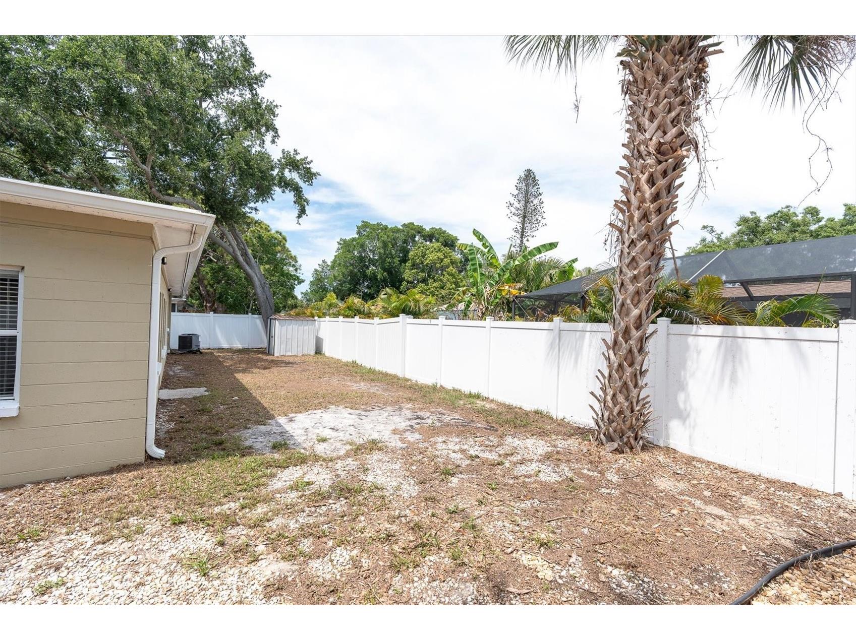 6860 14th Way S Saint Petersburg FL 33705 W7885393 image37