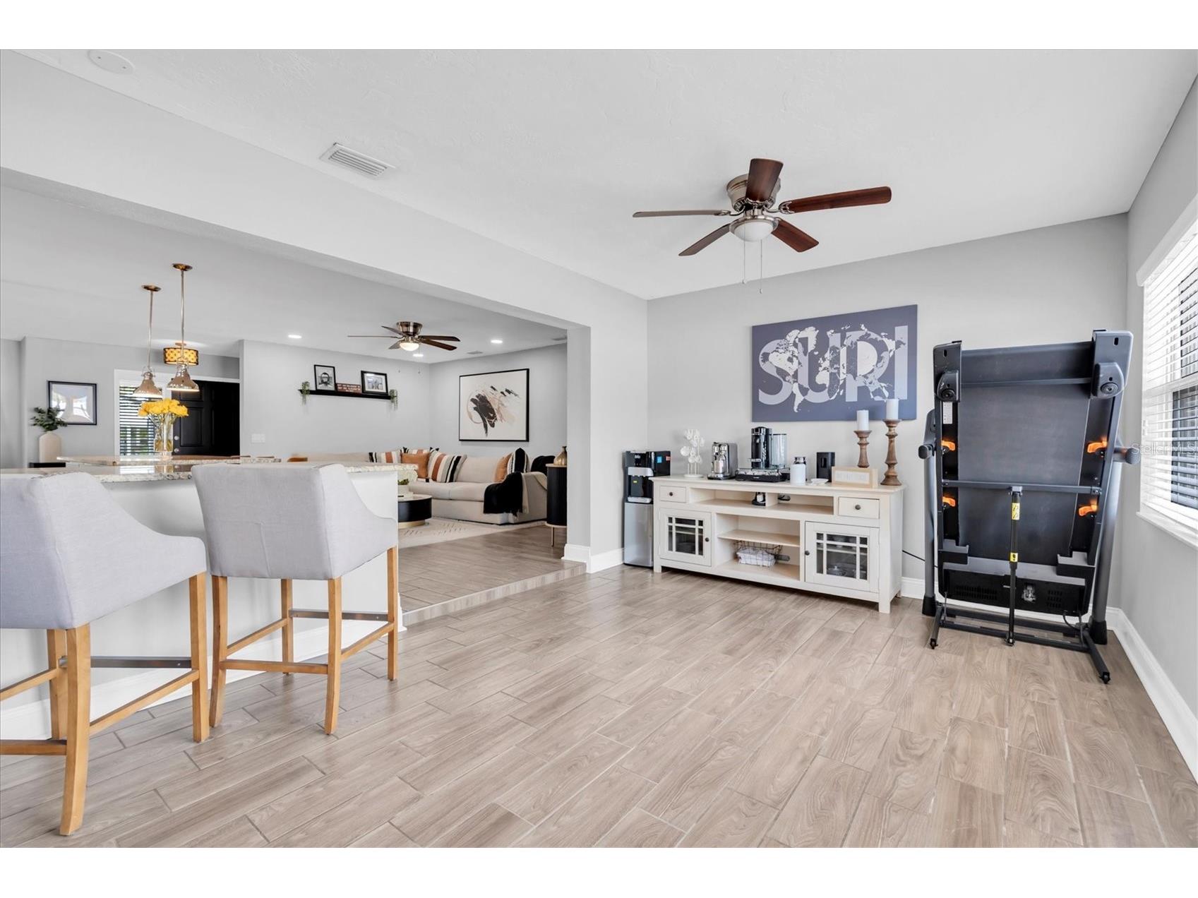 6860 14th Way S Saint Petersburg FL 33705 W7885393 image6