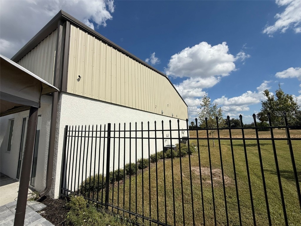 6860 28th Street Circle E Sarasota FL 34243 A4670166 image13