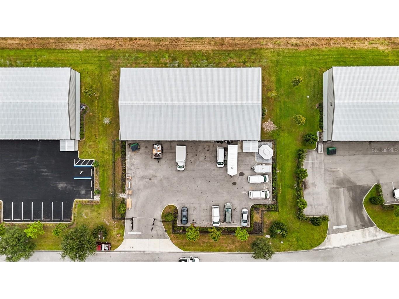 6860 28th Street Circle E Sarasota FL 34243 A4670166 image5