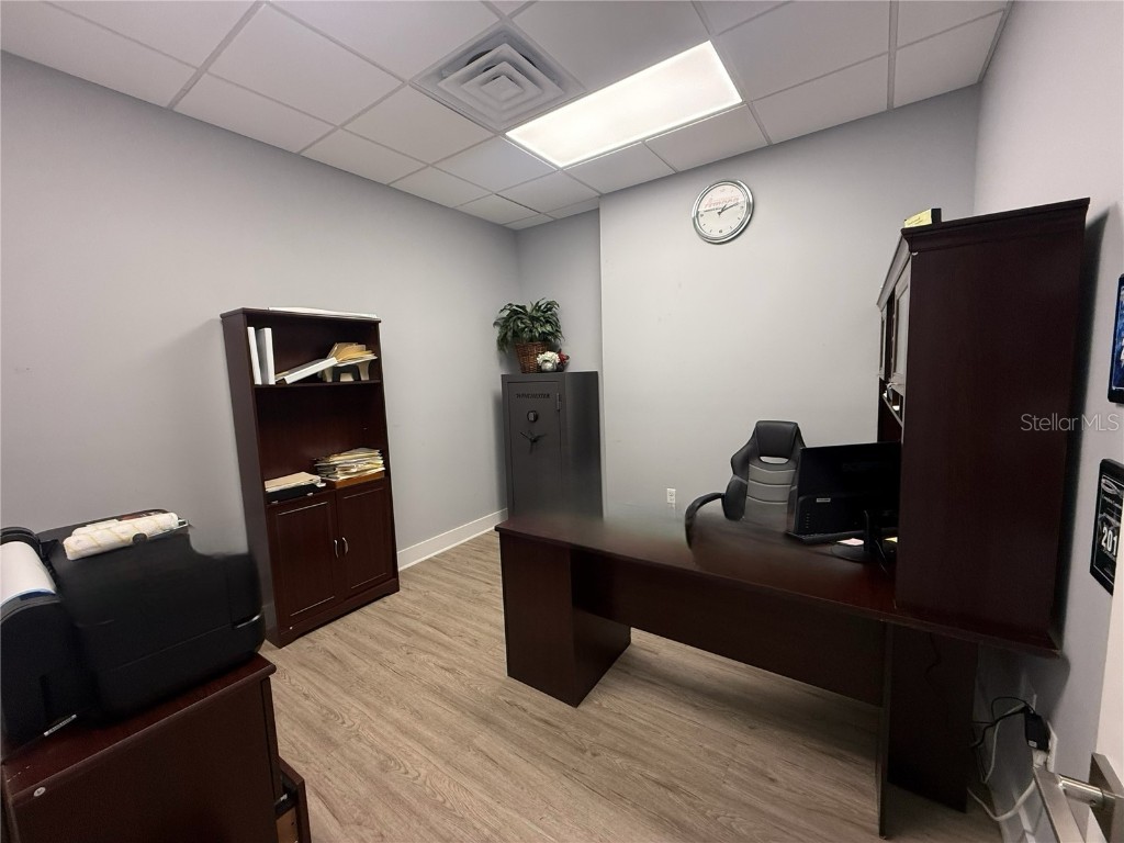 6860 28th Street Circle E Sarasota FL 34243 A4670166 image51