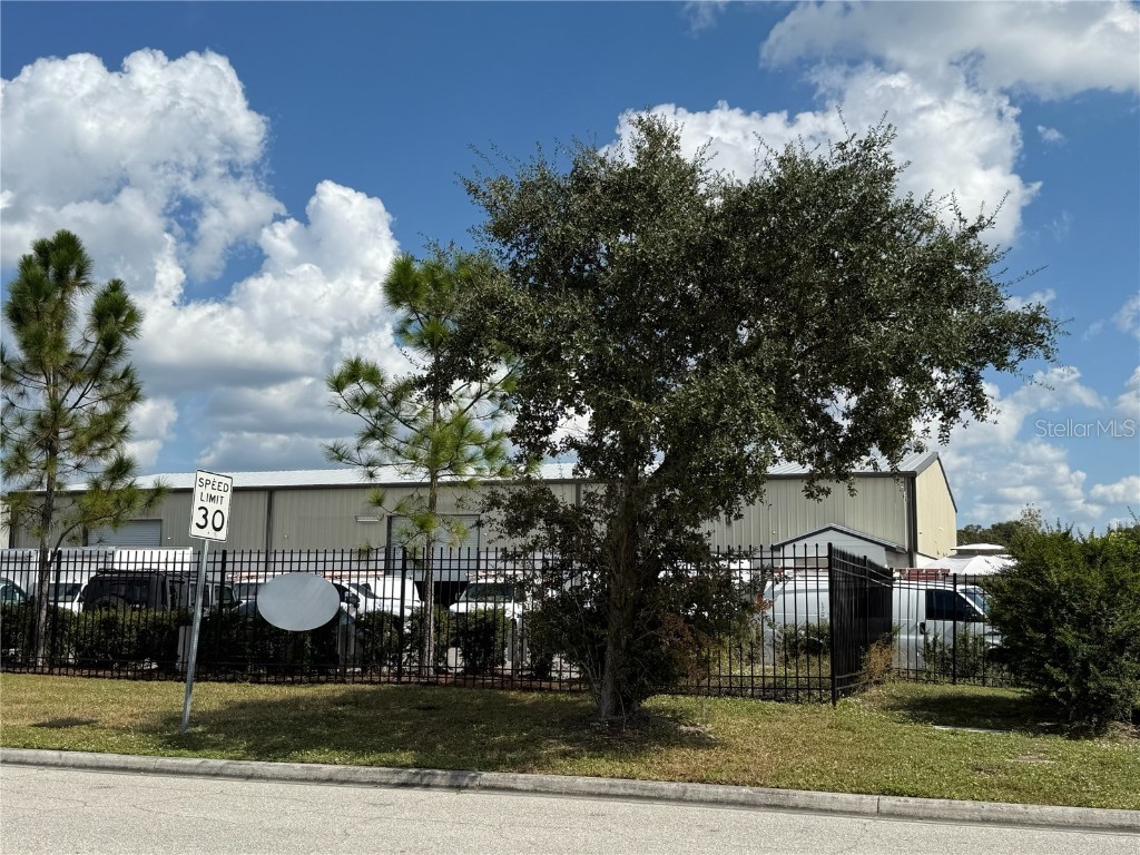 6860 28th Street Circle E Sarasota FL 34243 A4670166 image8