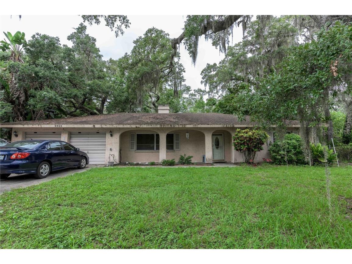 6860 Pennsylvania Avenue Sarasota FL 34243 A4616997 image1