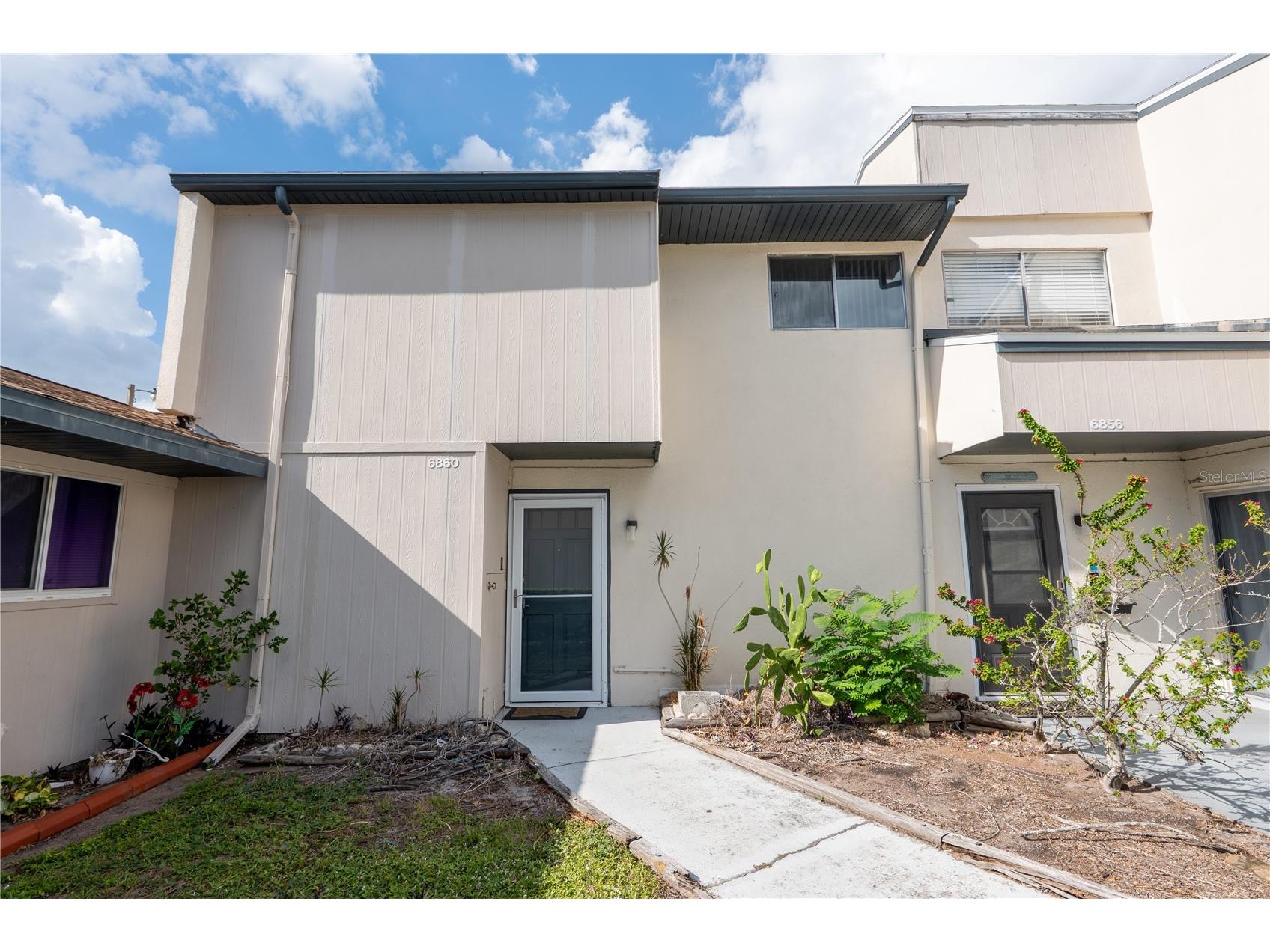 6860 Whitman Court #32B Sarasota FL 34243 TB8493215 image1