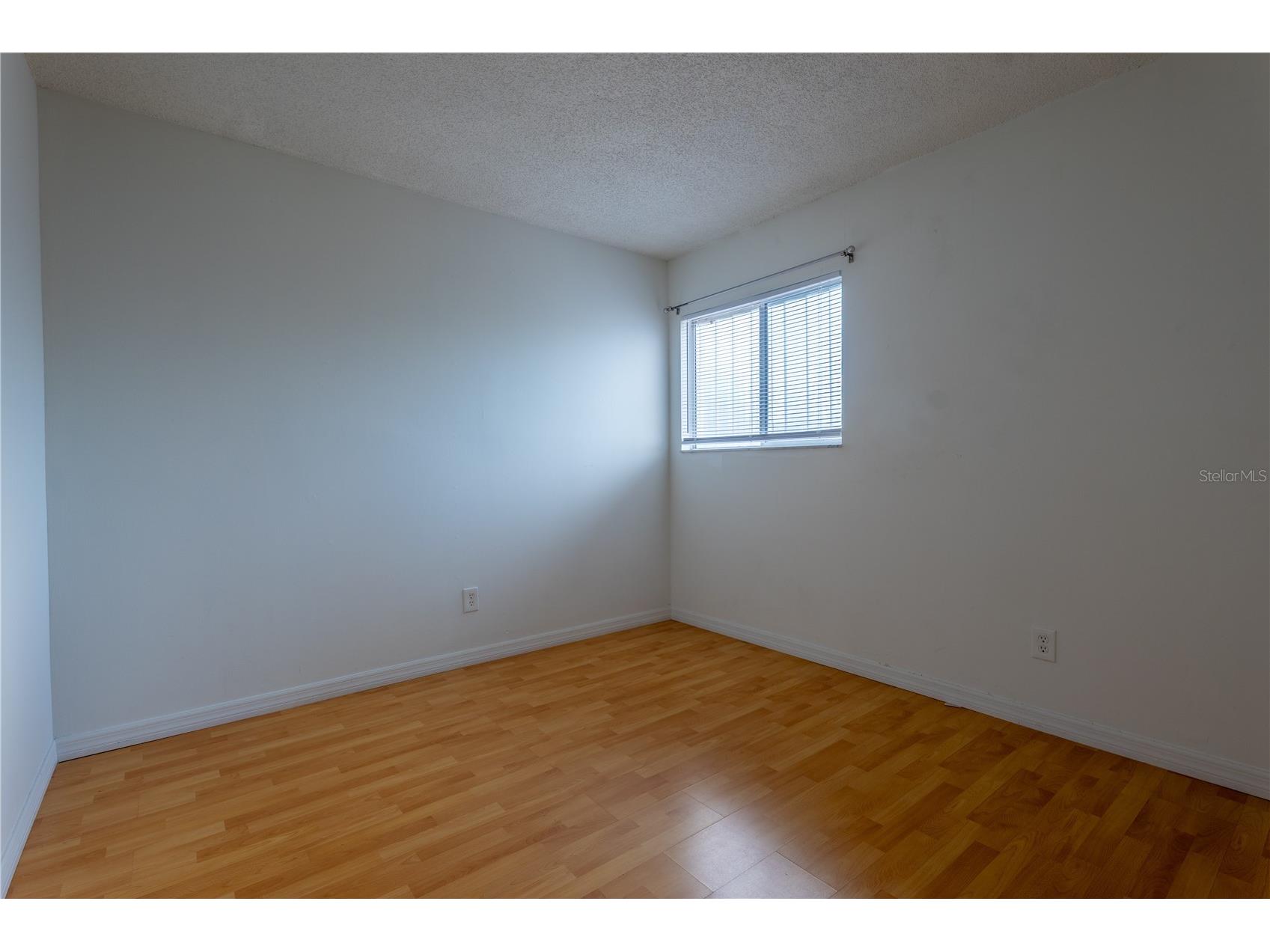 6860 Whitman Court #32B Sarasota FL 34243 TB8493215 image23