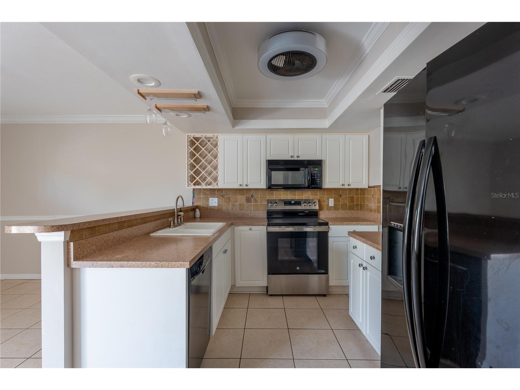 6860 Whitman Court #32B Sarasota FL 34243 TB8493215 image9