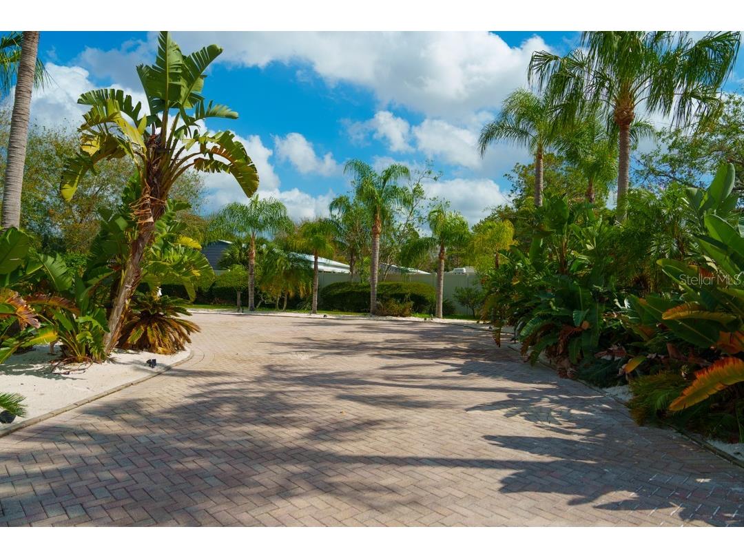 6861 Amanda Vista Circle Land O Lakes FL 34637 TB8346675 image14