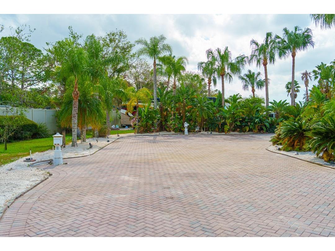 6861 Amanda Vista Circle Land O Lakes FL 34637 TB8346675 image9