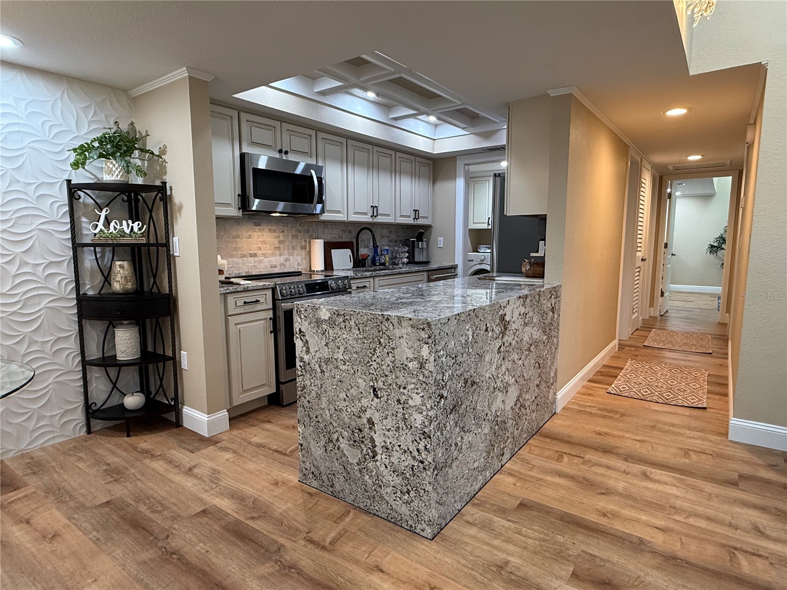 6861 Woodwind Dr #75 Sarasota FL 34231 A4696998 image3