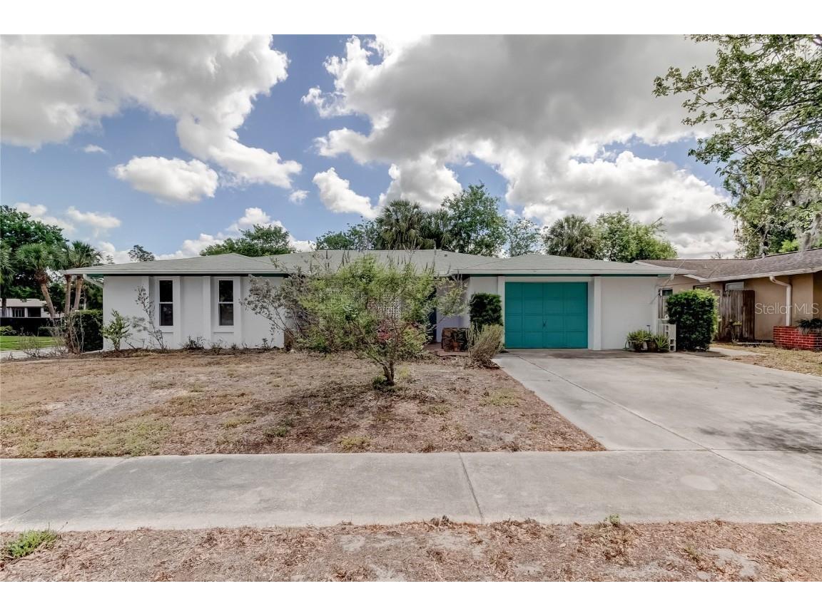 6862 Hills Drive New Port Richey FL 34653 U8197138 image1
