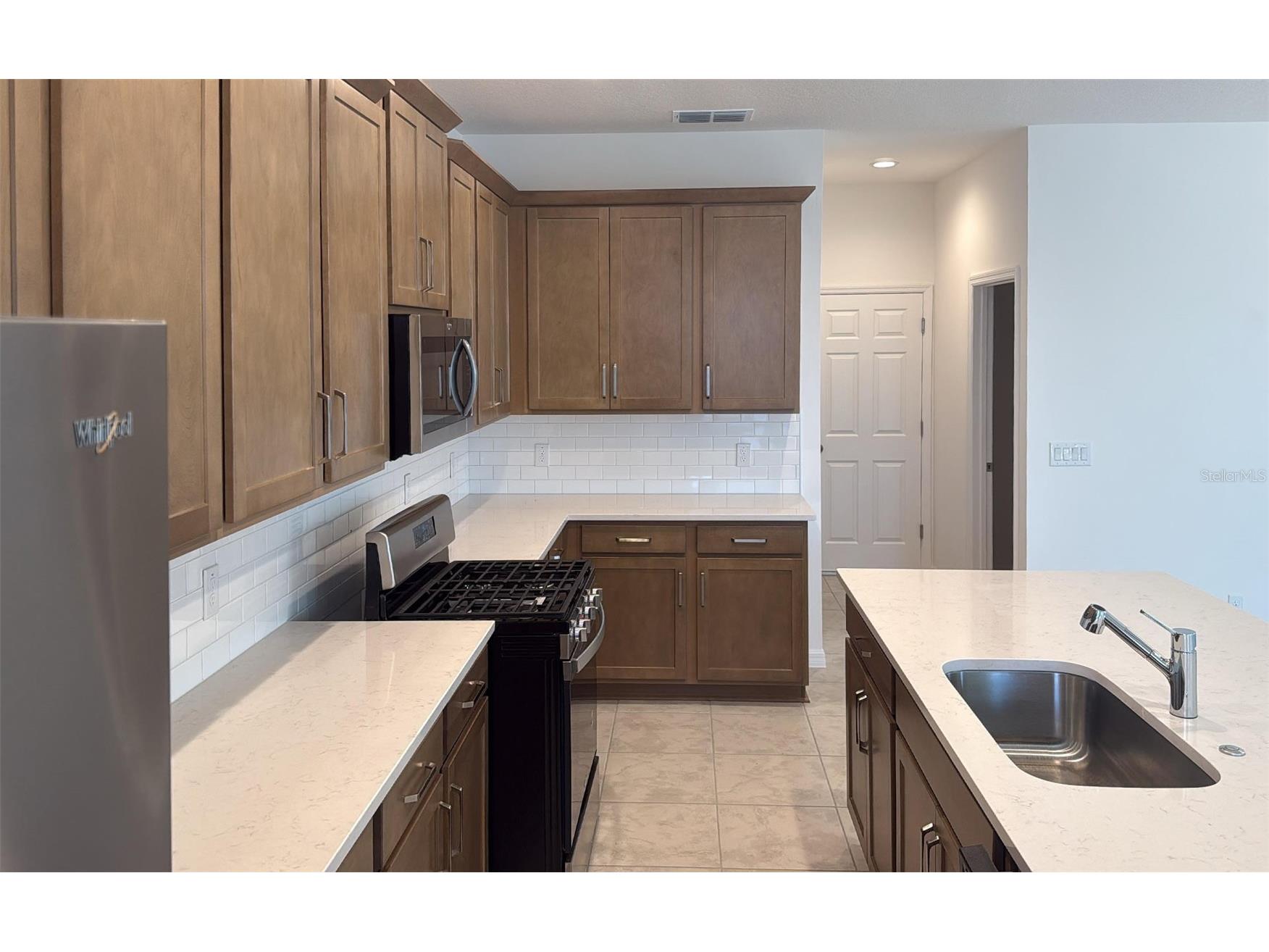 6863 Spanish Imperial Street Howey In The Hills FL 34737 O6413731 image4