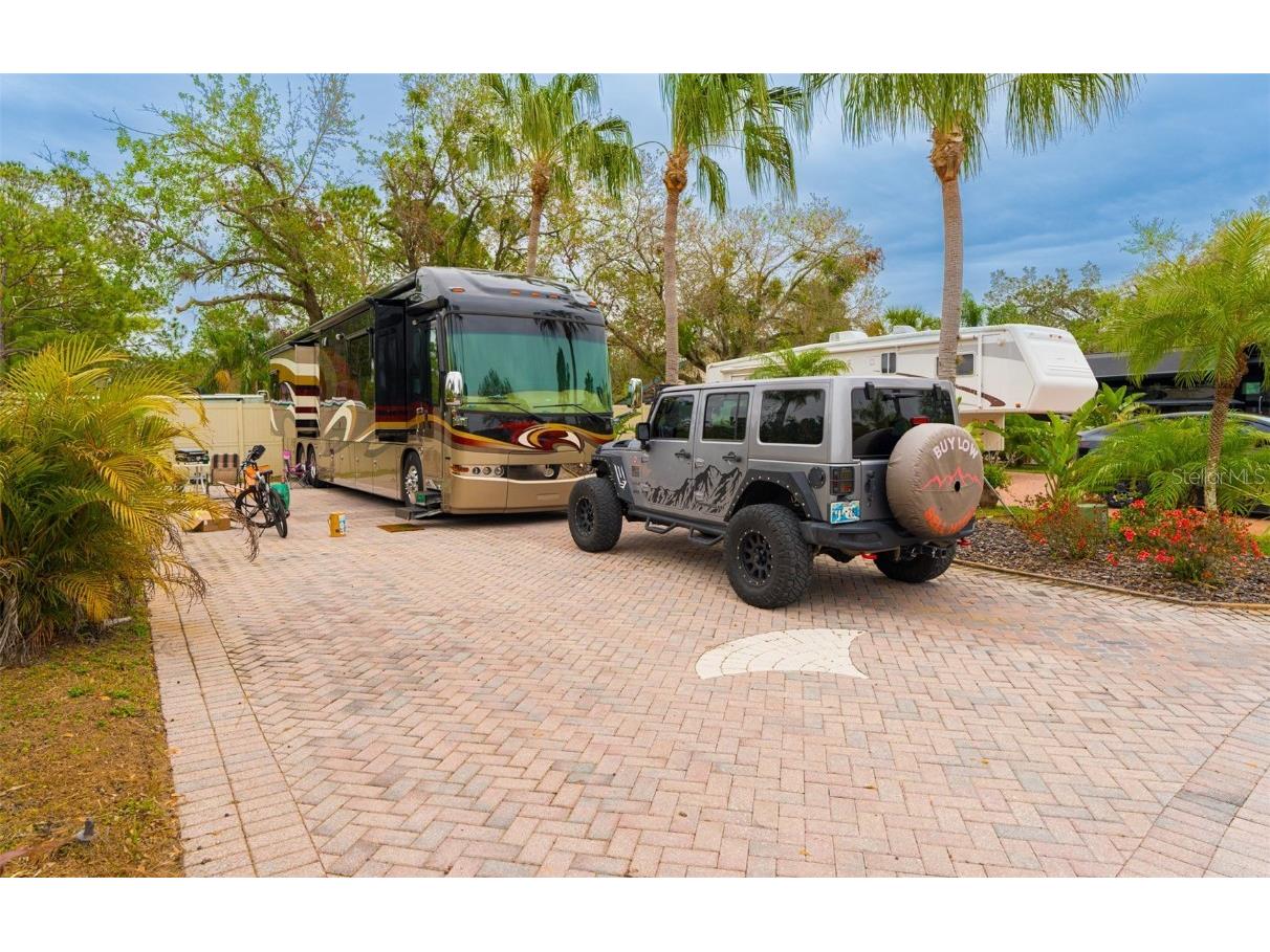 6865 Amanda Vista Circle Land O Lakes FL 34637 TB8347164 image8