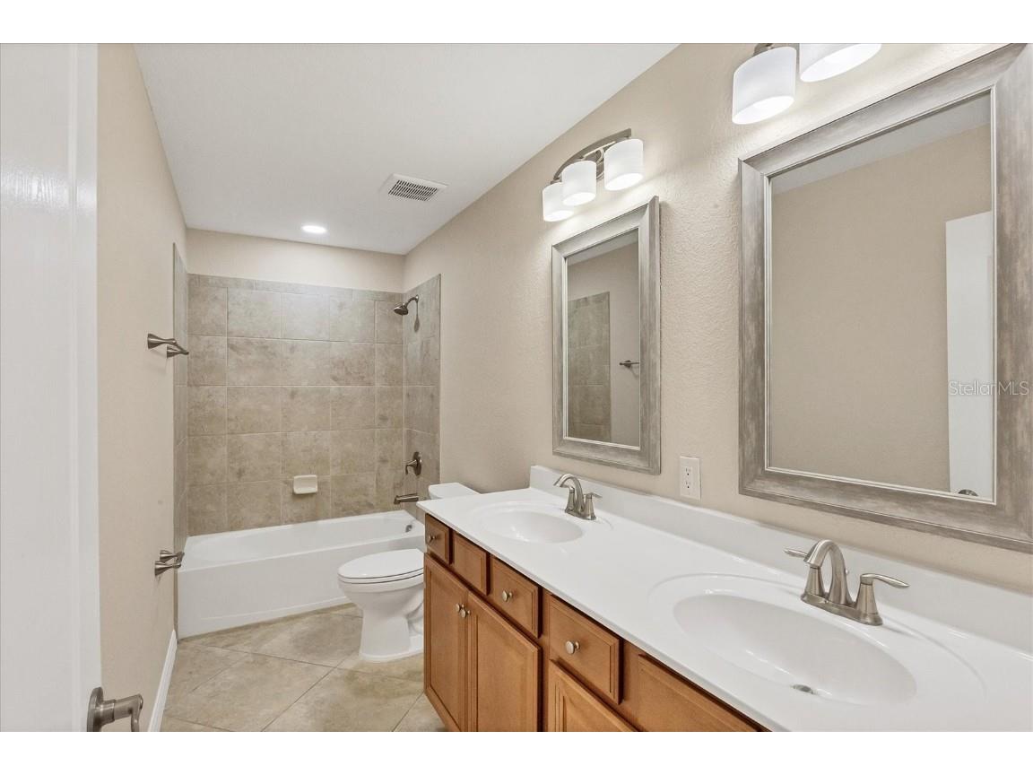 6868 Wild Lake Terrace Bradenton FL 34212 A4672361 image23