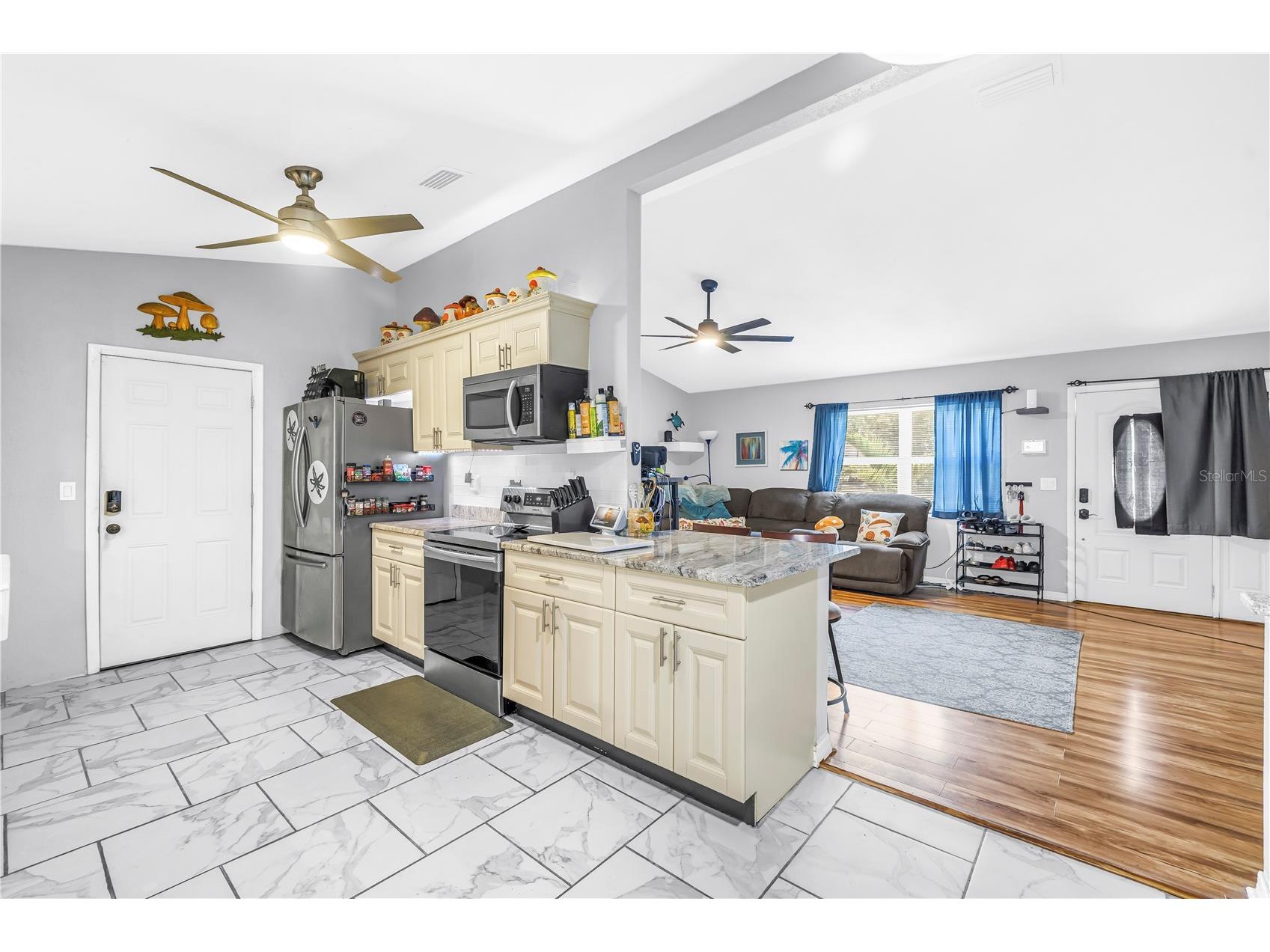 687 Jasmine Way S Saint Petersburg FL 33705 TB8510584 image11