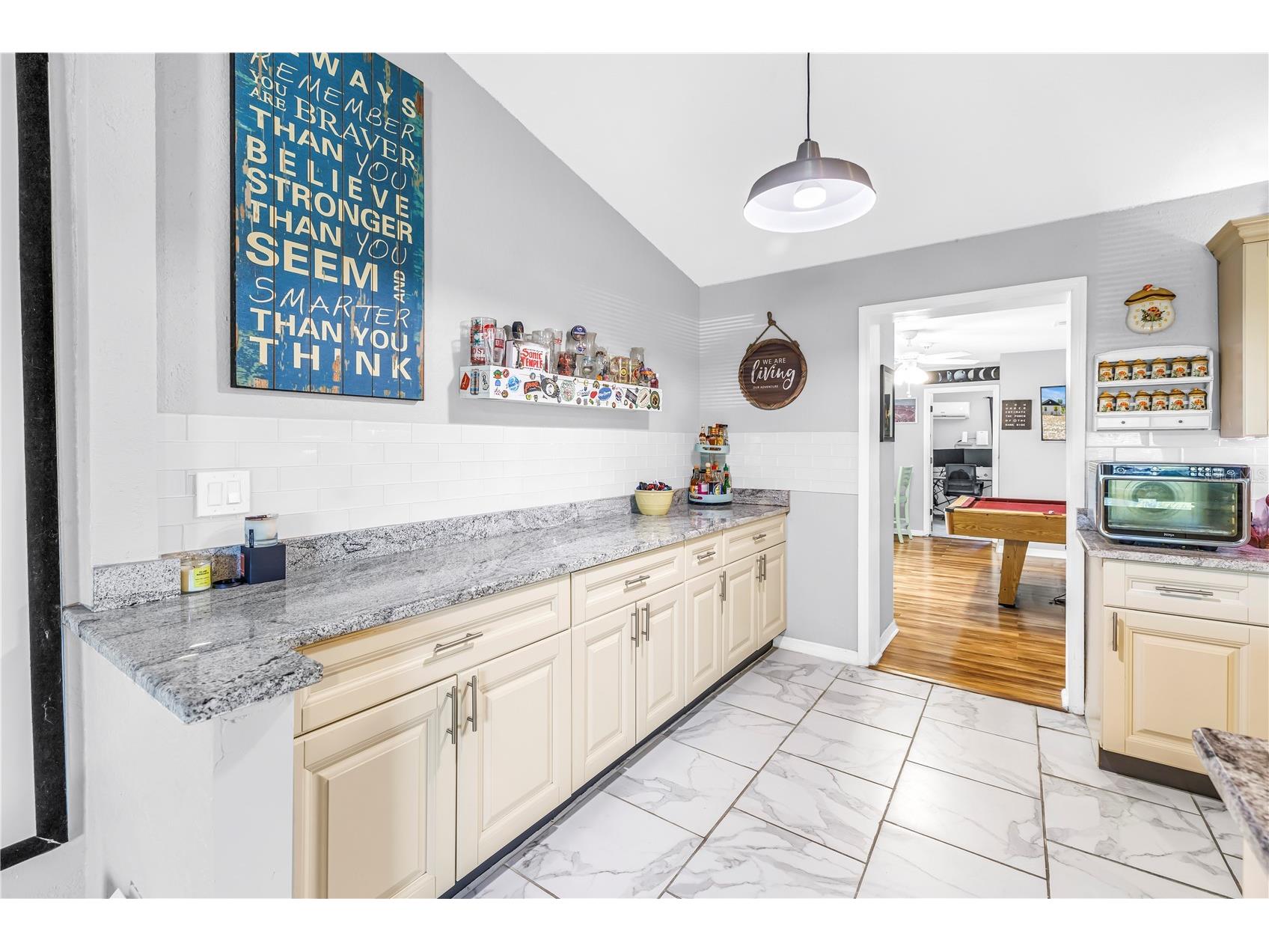 687 Jasmine Way S Saint Petersburg FL 33705 TB8510584 image14