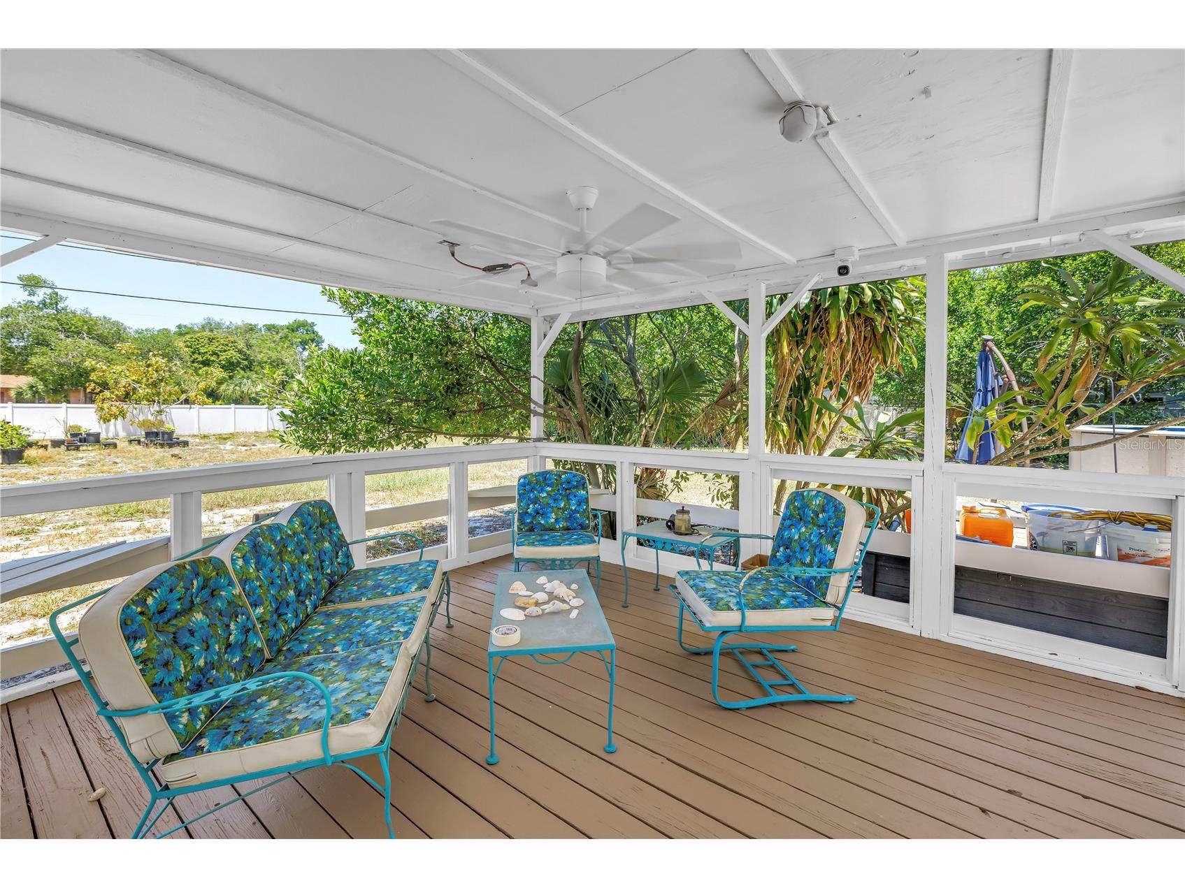 687 Jasmine Way S Saint Petersburg FL 33705 TB8510584 image37