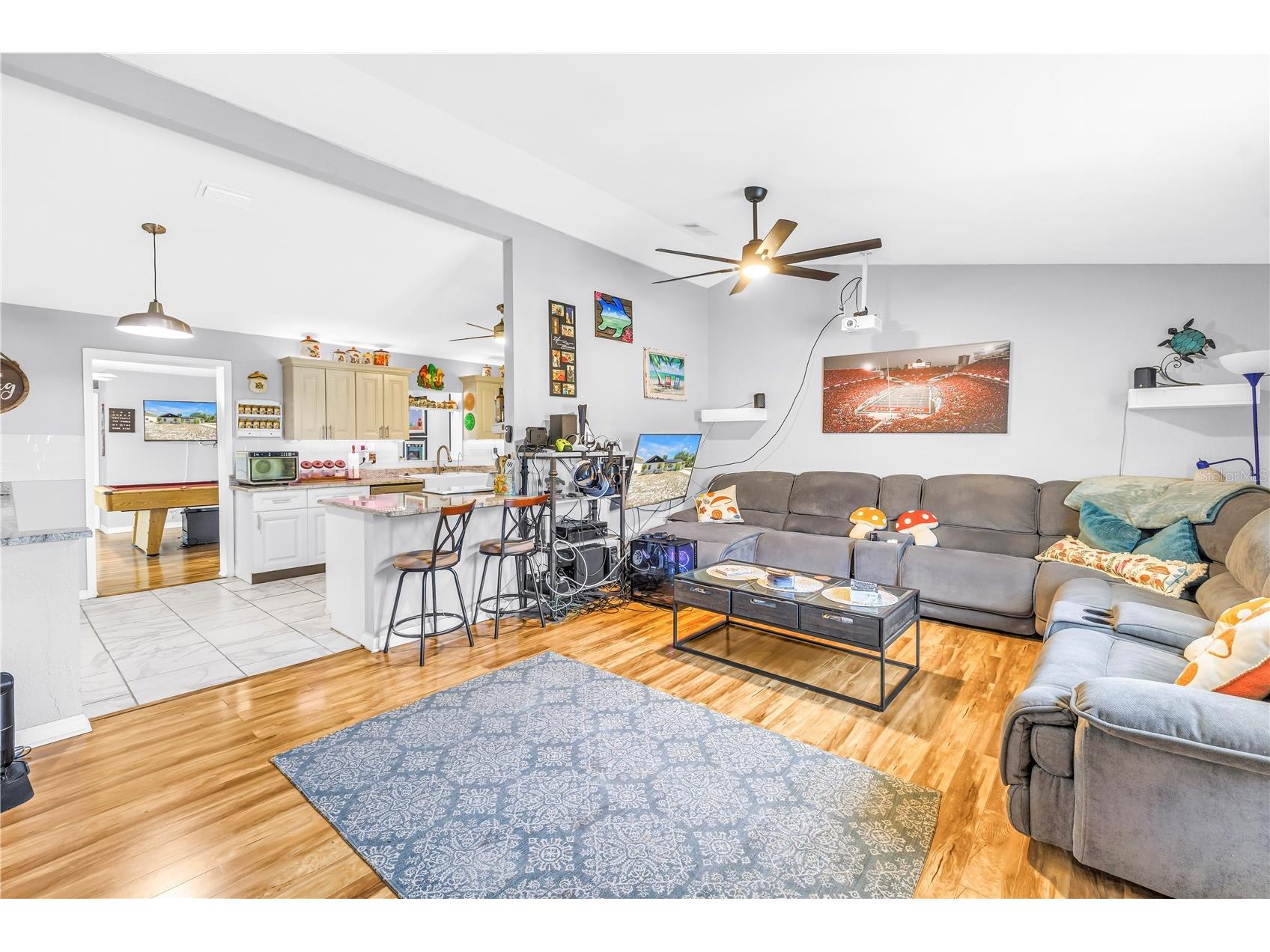 687 Jasmine Way S Saint Petersburg FL 33705 TB8510584 image4