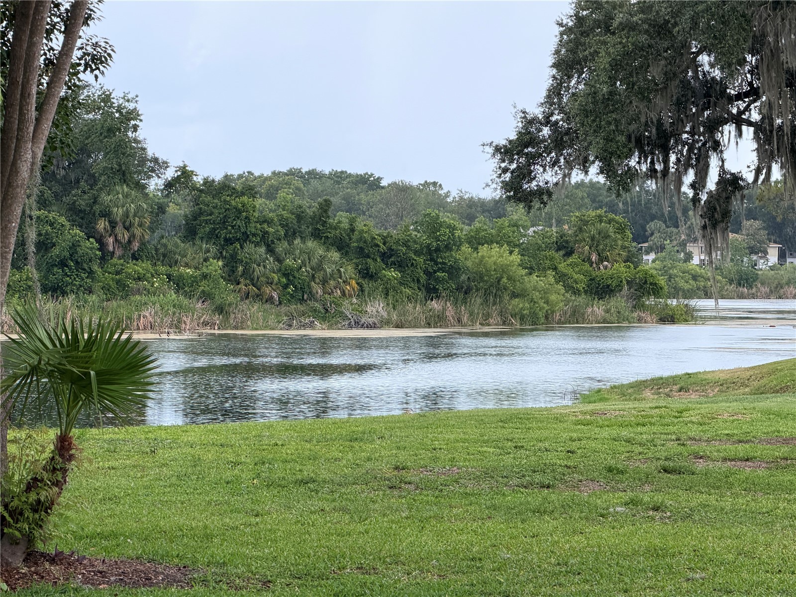 687 Midway Drive #A Ocala FL 34472 - LAKE SPARKLE OM725733 image2