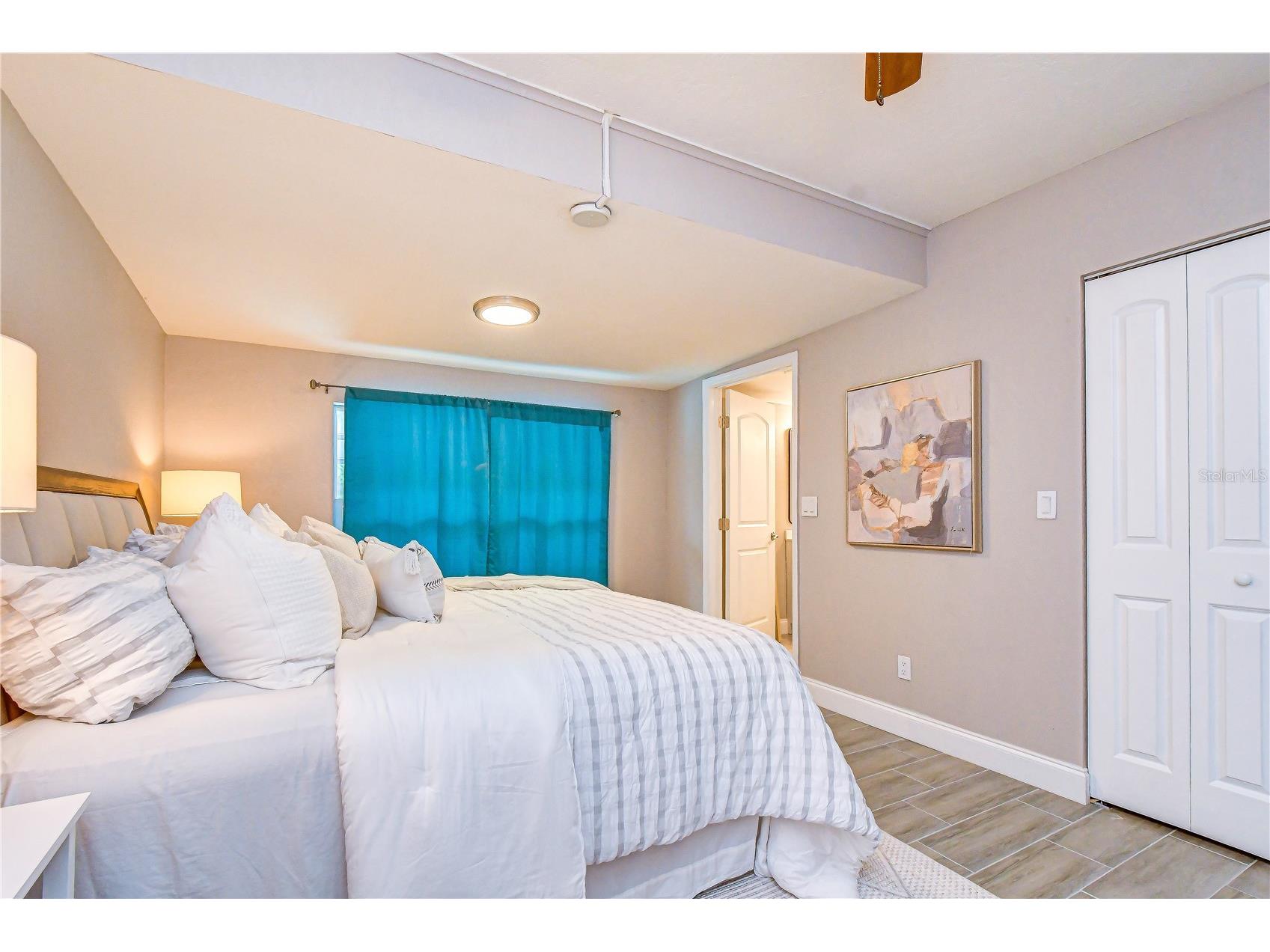 6871 4th Street S Saint Petersburg FL 33705 TB8530740 image21