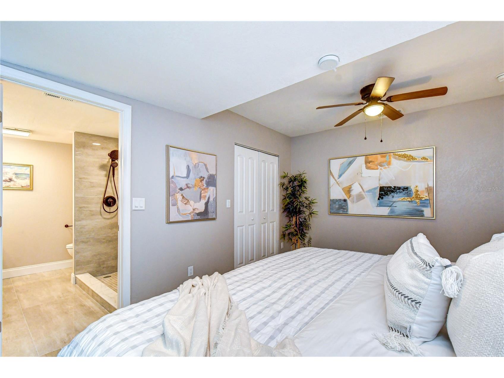 6871 4th Street S Saint Petersburg FL 33705 TB8530740 image24