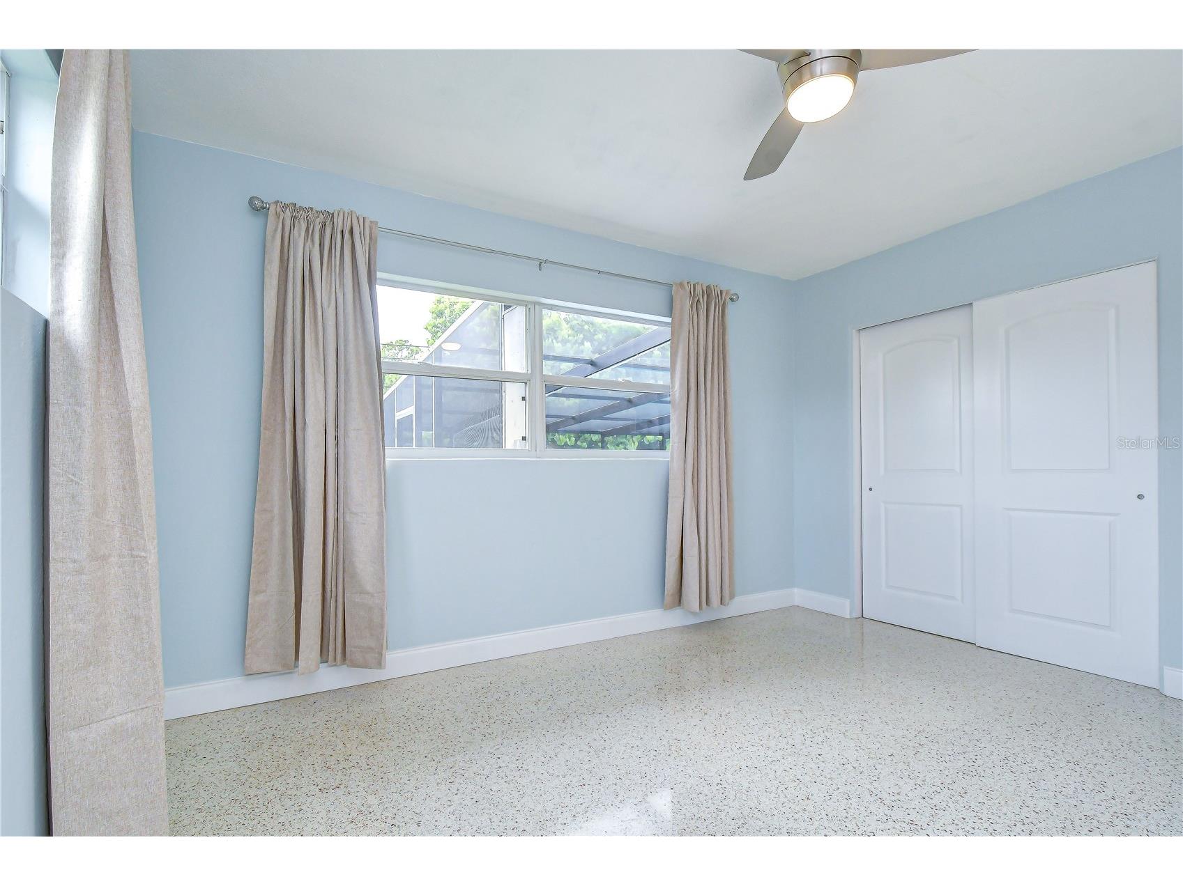 6871 4th Street S Saint Petersburg FL 33705 TB8530740 image30