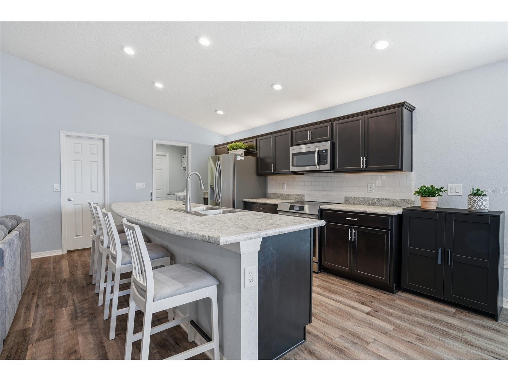 6872 Gideon Circle Zephyrhills FL 33541 TB8501550 image12