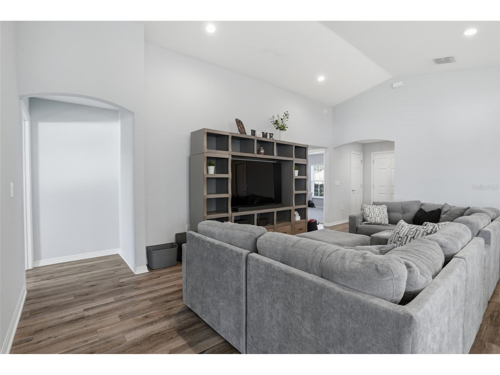 6872 Gideon Circle Zephyrhills FL 33541 TB8501550 image13