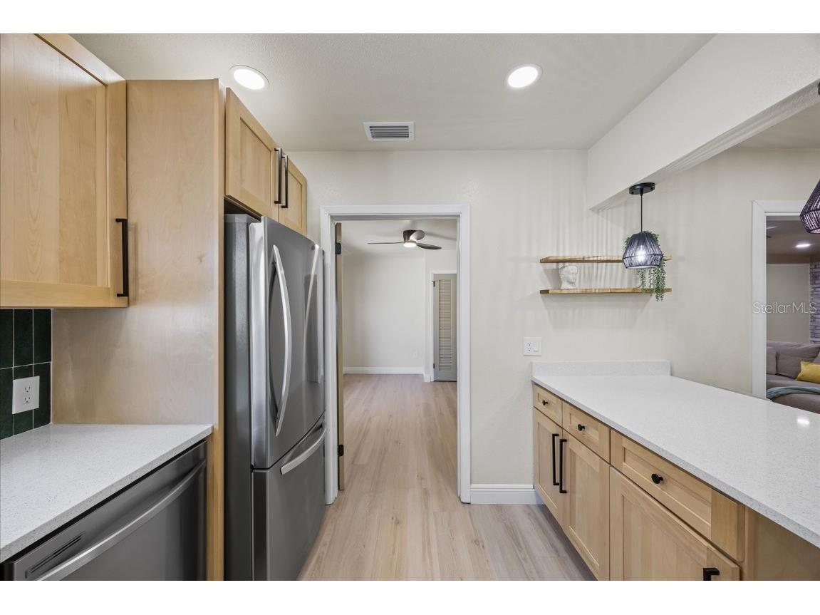 6875 11th Avenue N Saint Petersburg FL 33710 TB8387804 image12