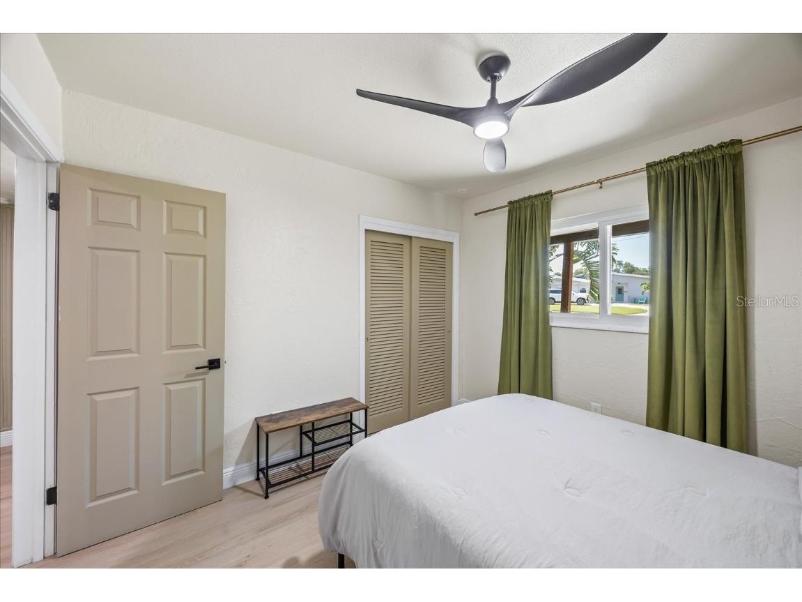 6875 11th Avenue N Saint Petersburg FL 33710 TB8387804 image23