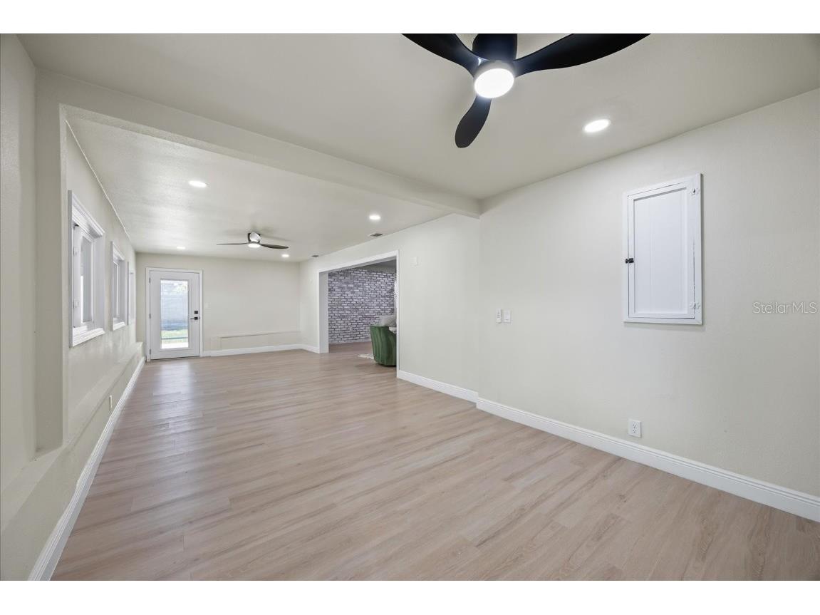 6875 11th Avenue N Saint Petersburg FL 33710 TB8387804 image28