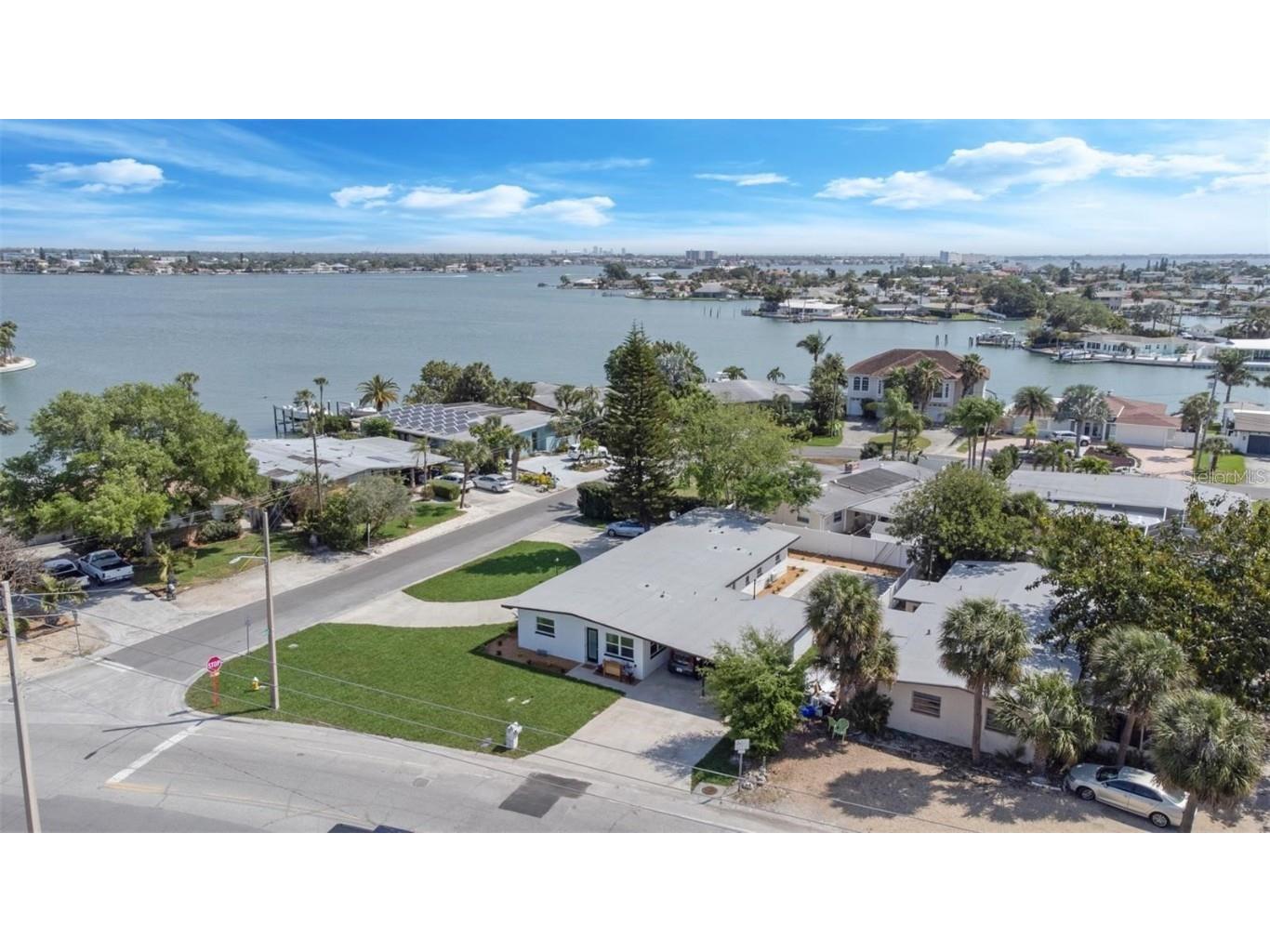 6875 Gulf Winds Drive #1 Saint Pete Beach FL 33706 U8211228 image1