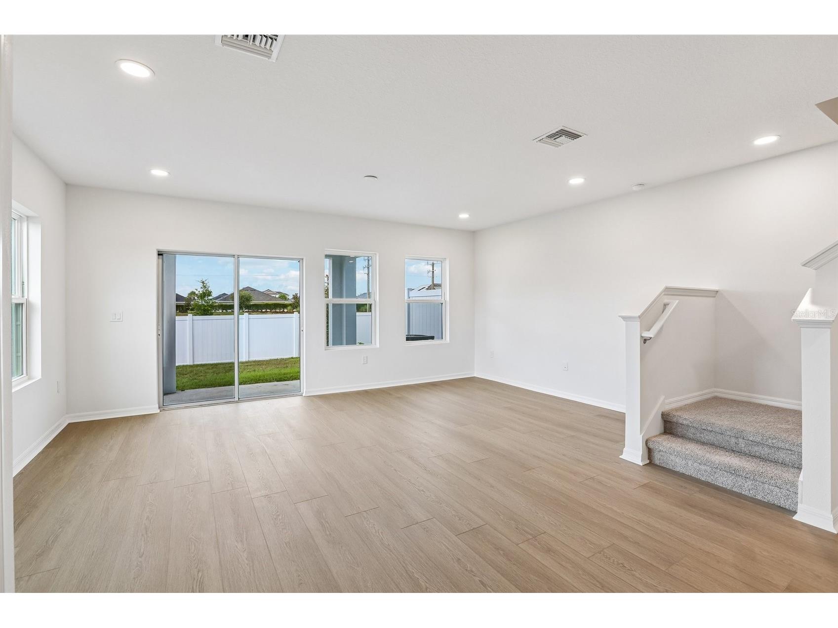 6876 Holcombe Down Drive Zephyrhills FL 33541 TB8519204 image12
