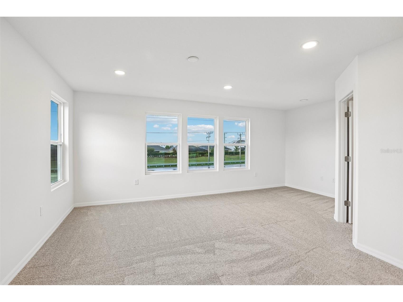 6876 Holcombe Down Drive Zephyrhills FL 33541 TB8519204 image14