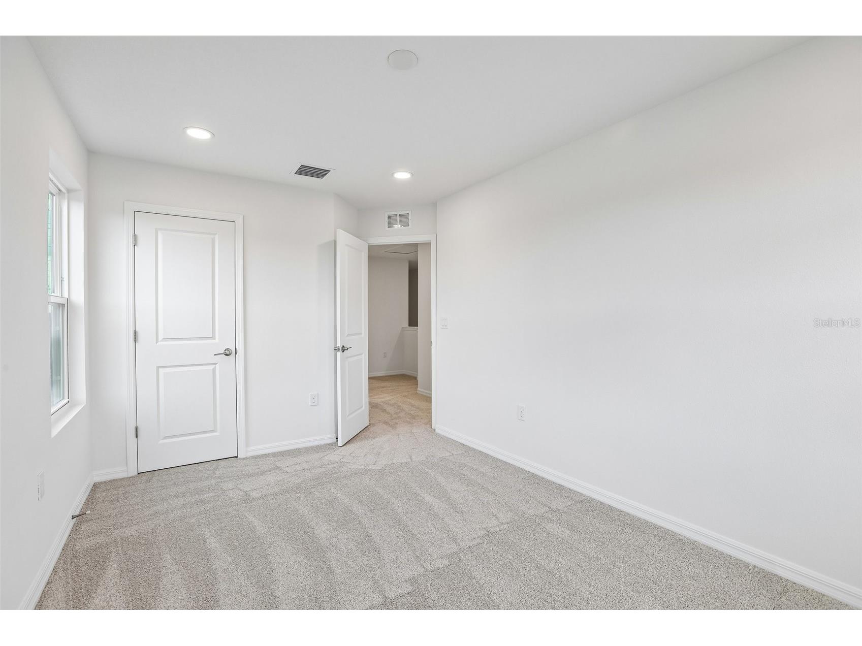 6876 Holcombe Down Drive Zephyrhills FL 33541 TB8519204 image24