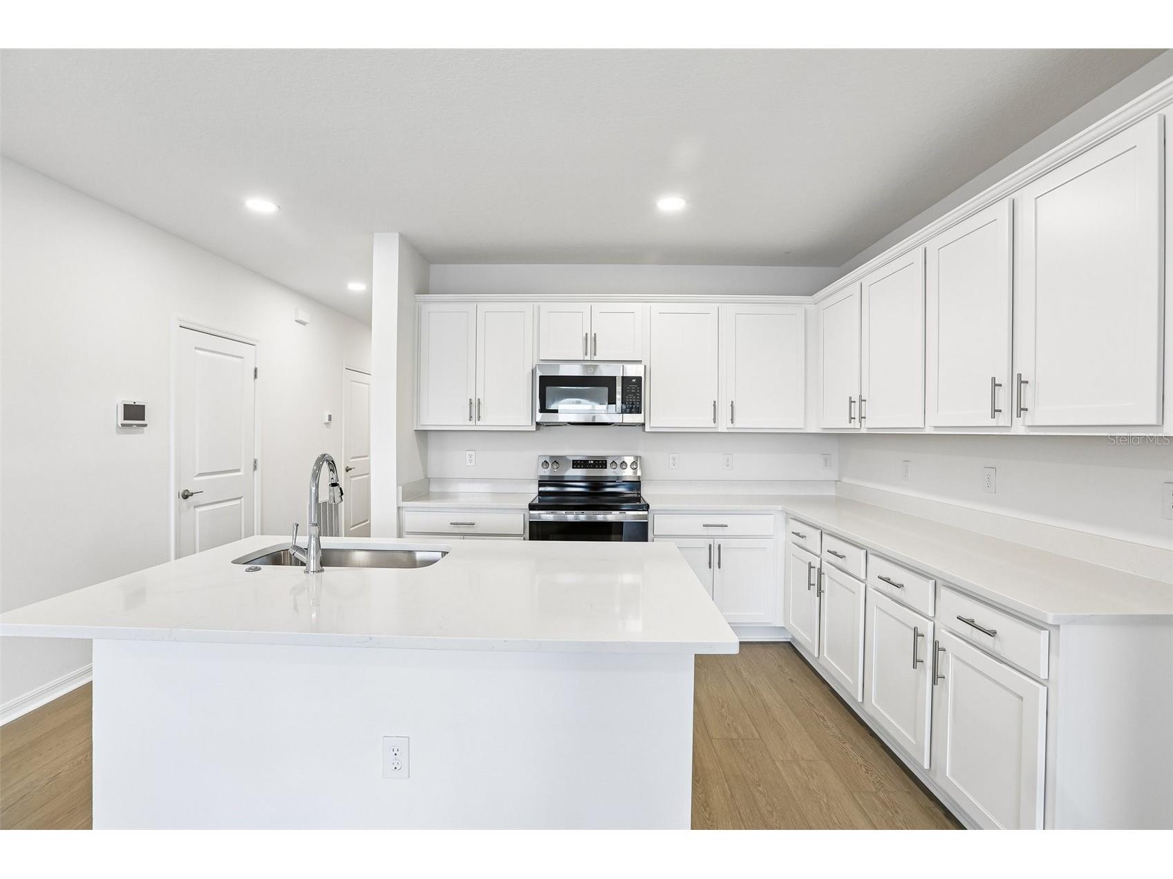 6876 Holcombe Down Drive Zephyrhills FL 33541 TB8519204 image6