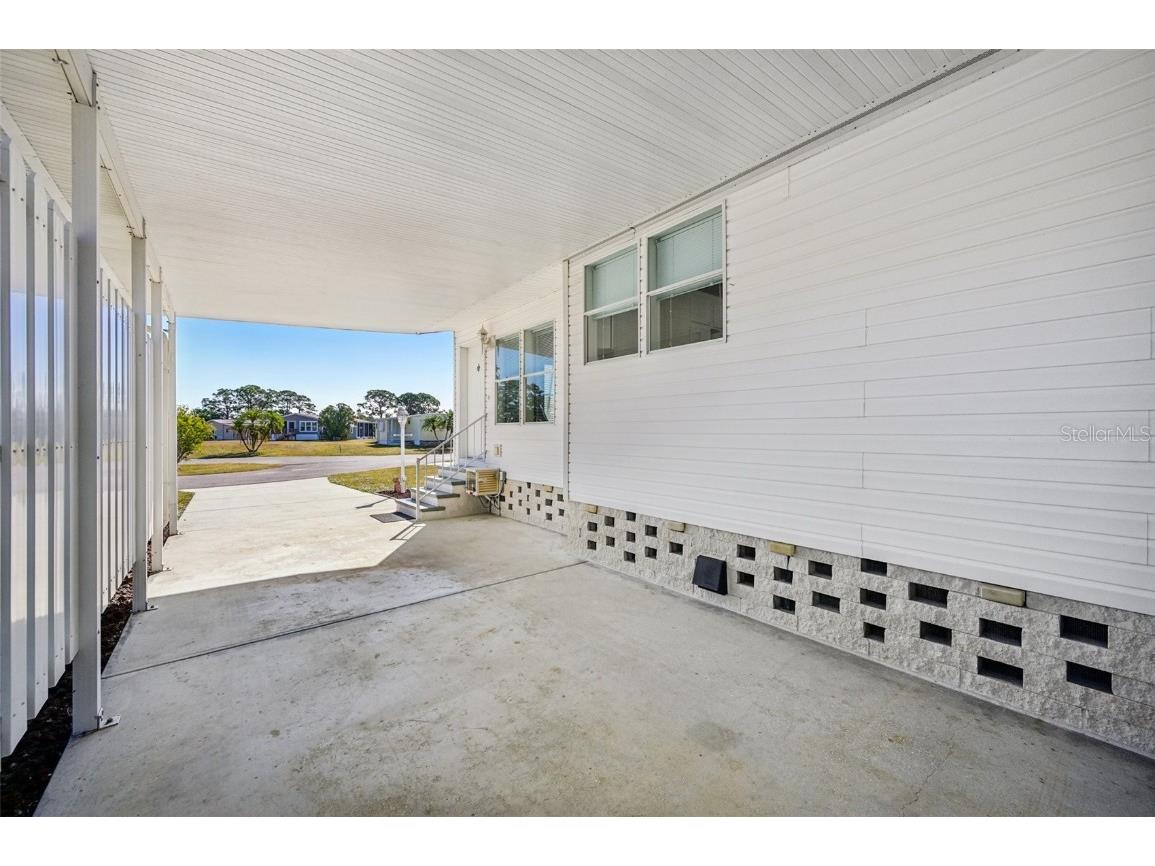 6877 Anapa Court North Port FL 34287 A4673282 image5