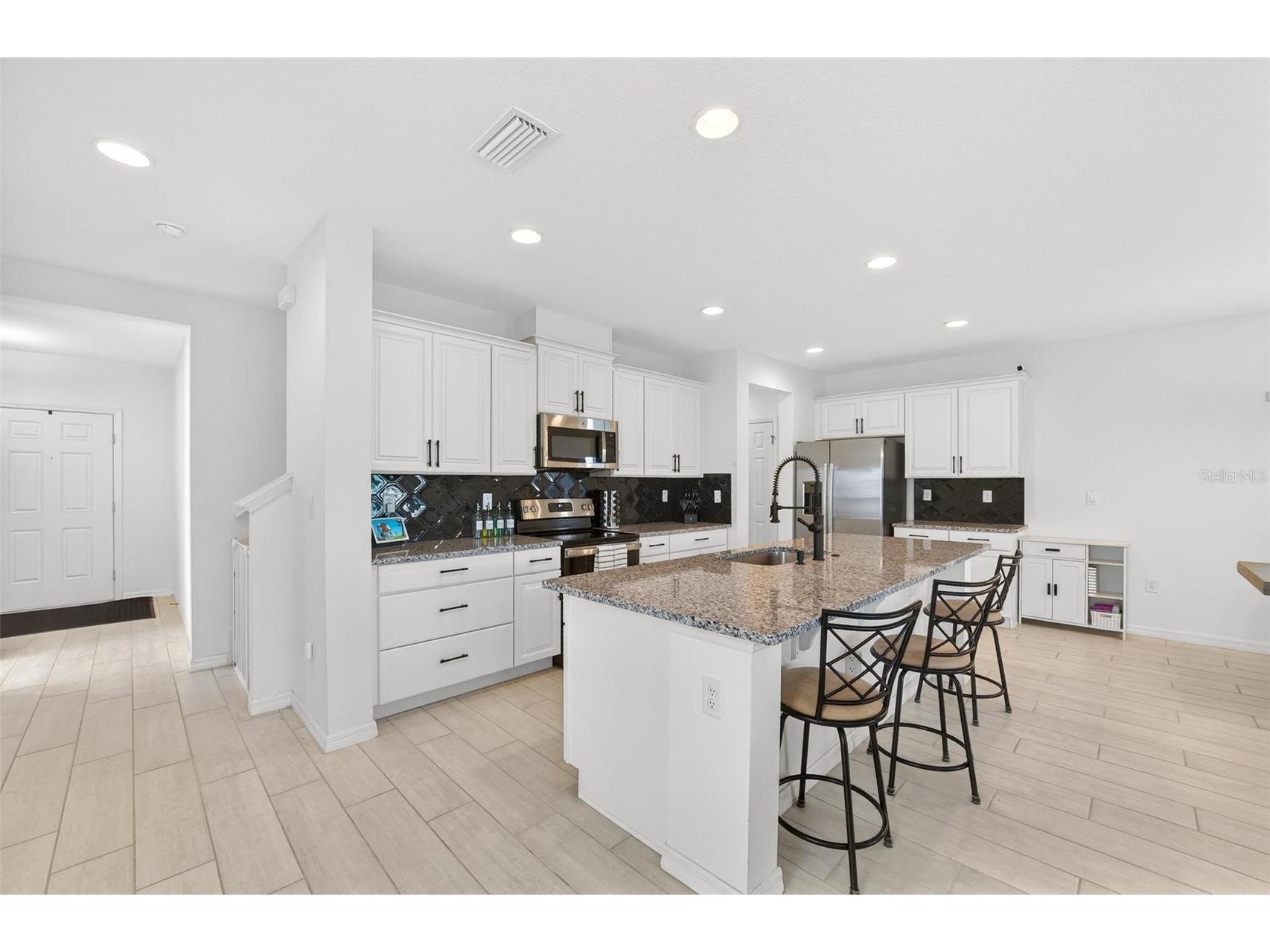 6877 Wilson Hammock Avenue Groveland FL 34736 O6371217 image3