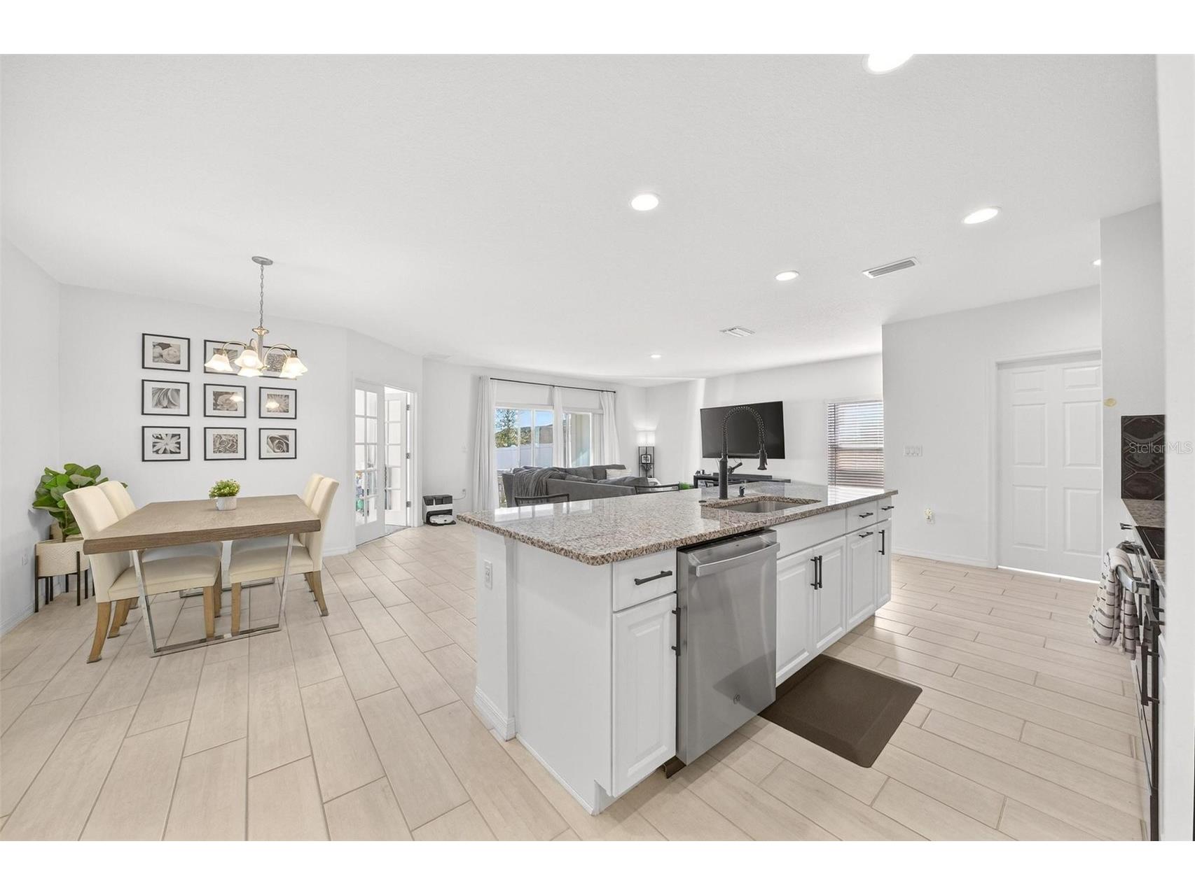 6877 Wilson Hammock Avenue Groveland FL 34736 O6371217 image4