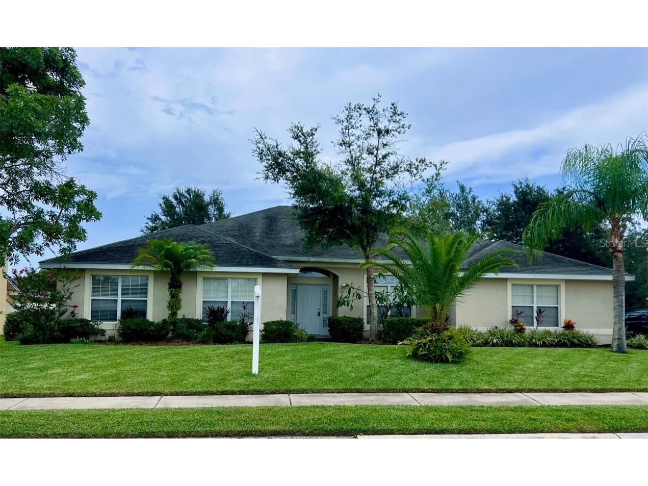 6879 Ashbury Drive Lakeland FL 33809 L4935819 image1