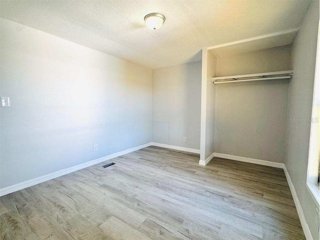 688 4th Street Polk City FL 33868 B4902090 image13