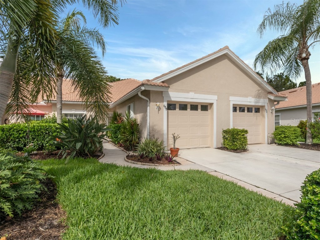 688 Back Nine Drive Venice FL 34285 N6133379 image1