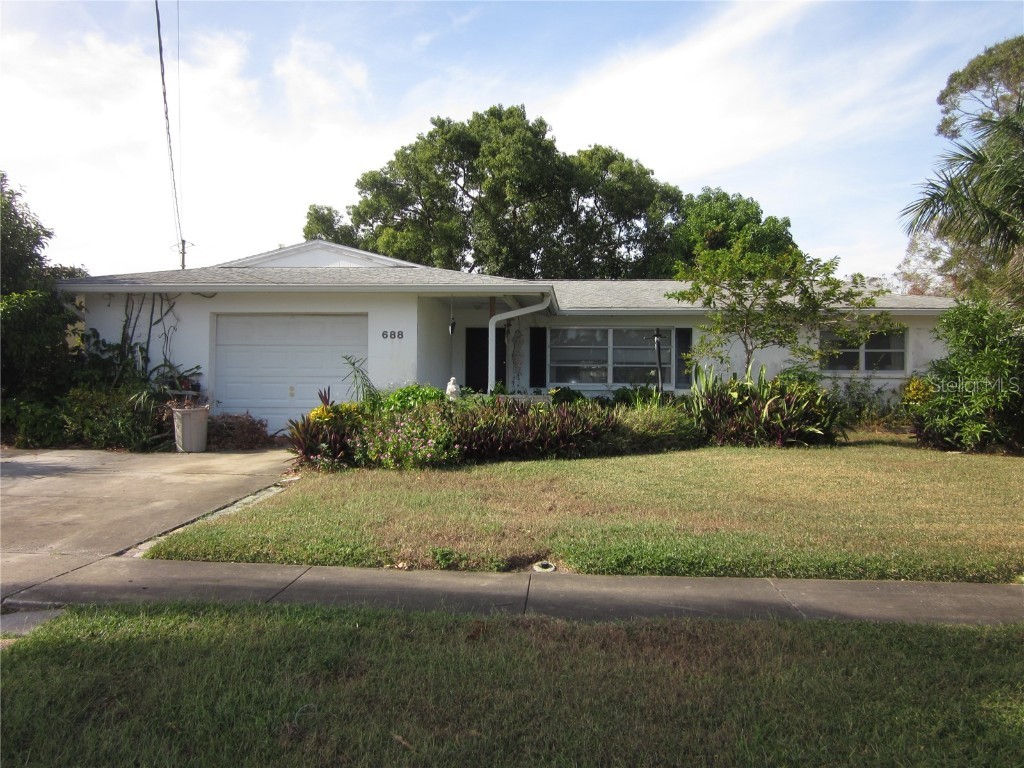 688 Gershwin Drive Largo FL 33771 TB8313951 image1