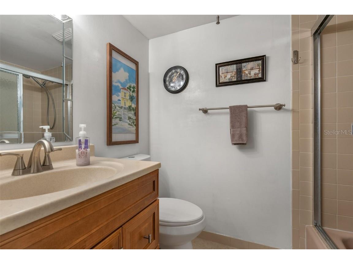 688 Midway Drive #B Ocala FL 34472 OM702422 image32