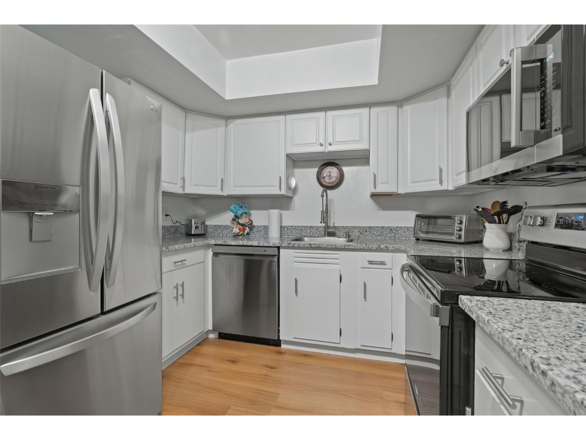 688 Midway Drive #B Ocala FL 34472 OM702422 image4