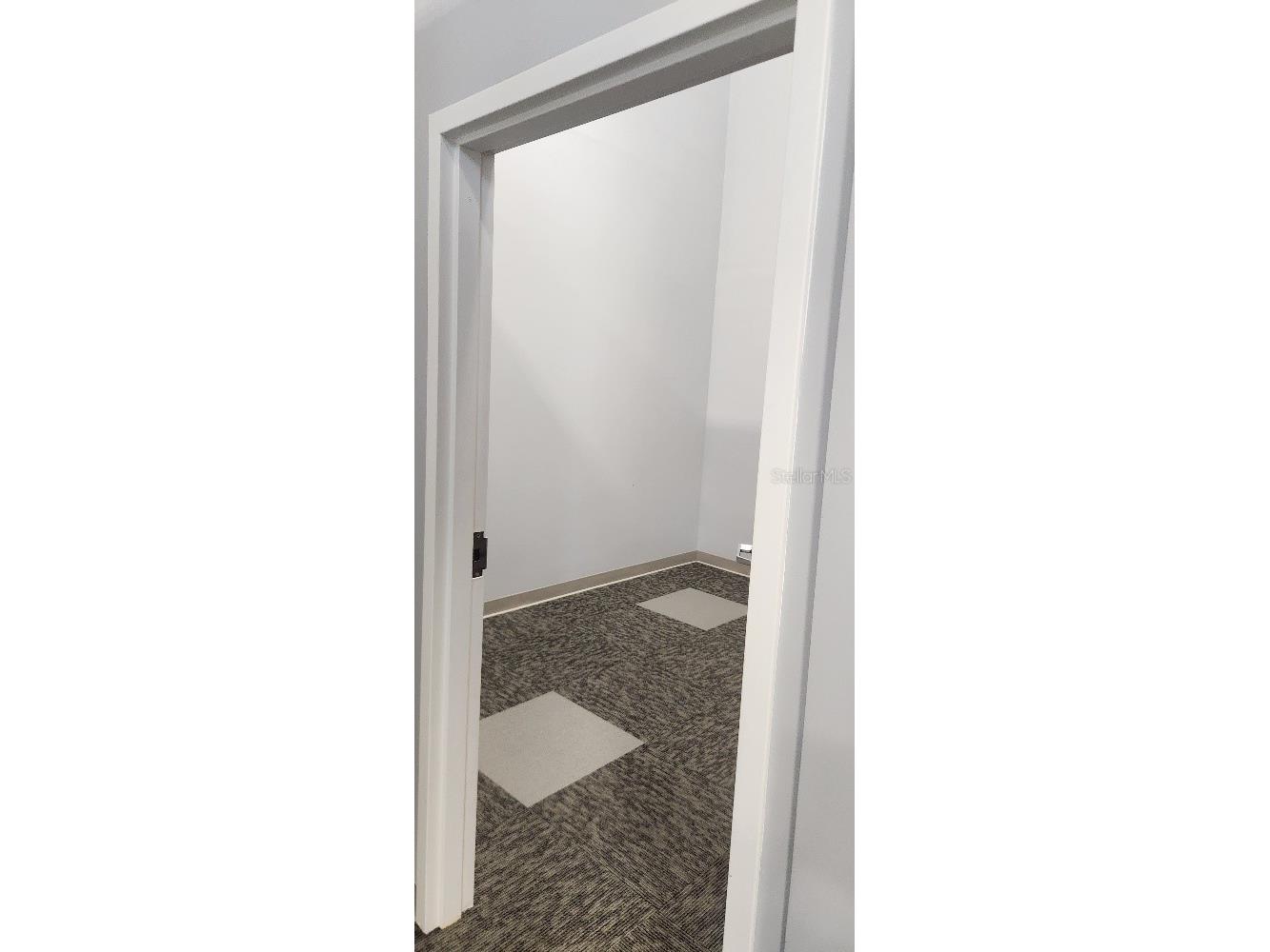 6881 Kingspointe Parkway #1&2 Orlando FL 32819 TB8488030 image17