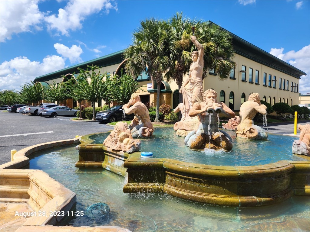 6881 Kingspointe Parkway #16 Orlando FL 32819 O6137942 image1